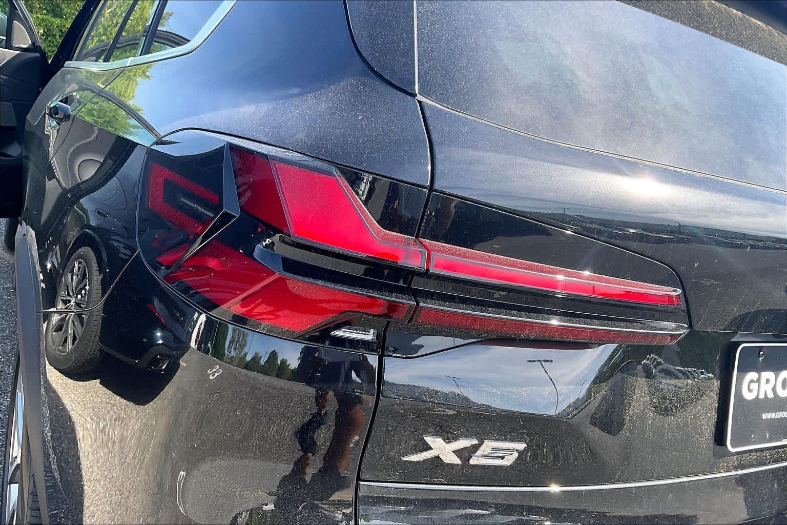 New 2026 BMW X5 xDrive40i AWD/4WD image 14