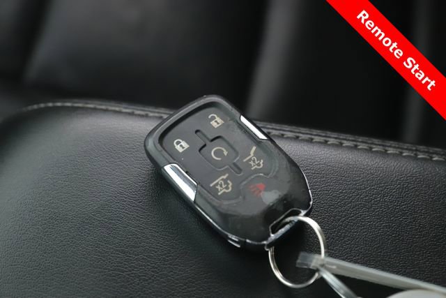 Used 2018 GMC Yukon XL SLT w/ Premium Edition AWD/4WD image 3
