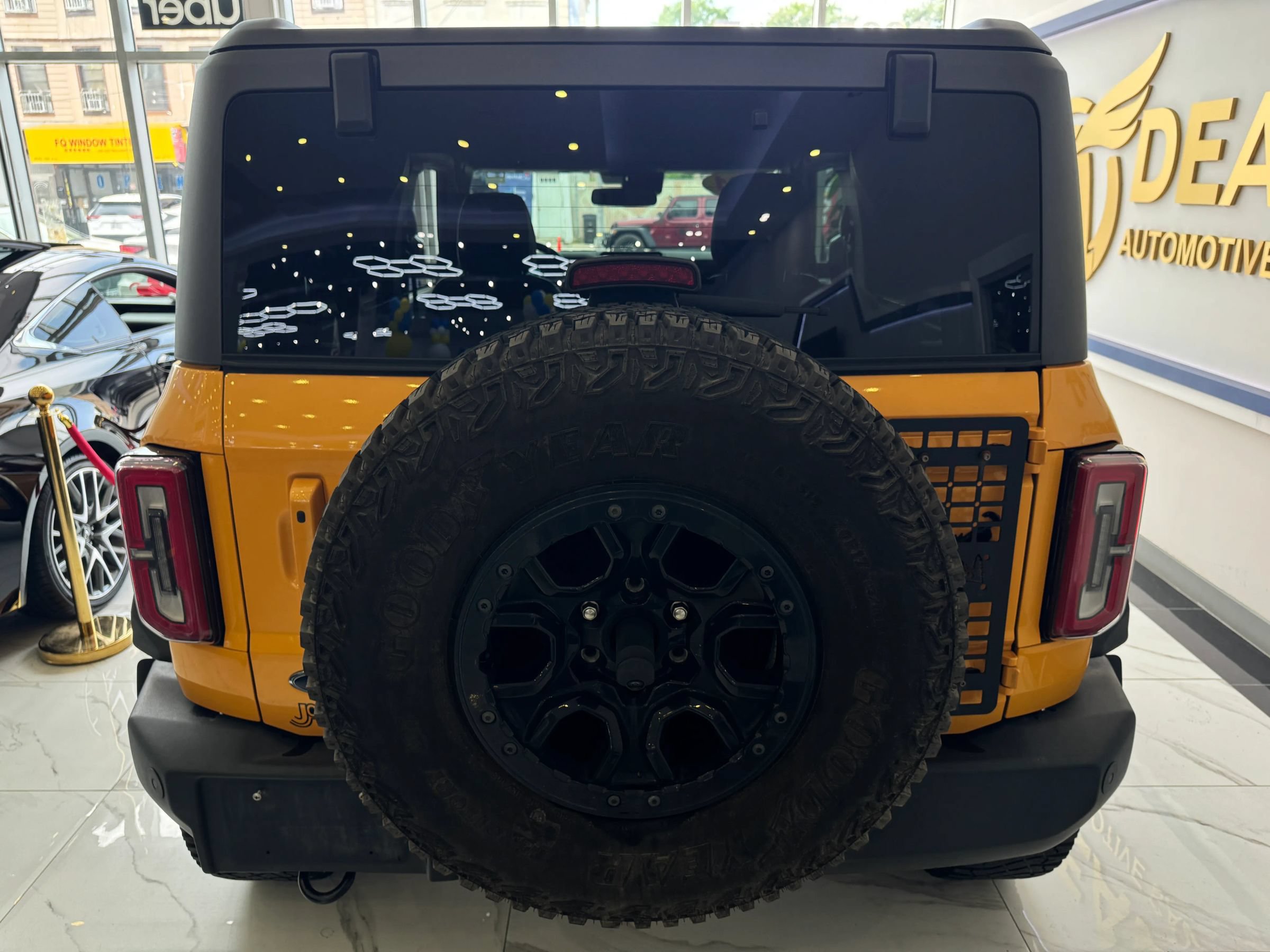Used 2021 Ford Bronco Wildtrak AWD/4WD image 6
