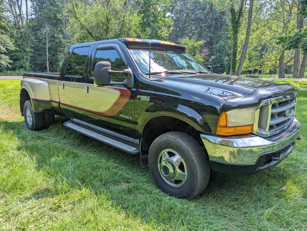 Used 2000 Ford F350 Lariat image 3
