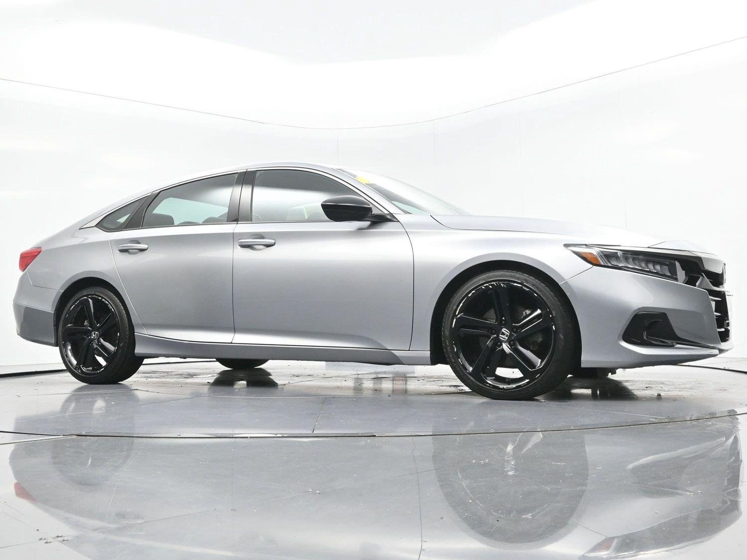 Used 2022 Honda Accord Sport image 41