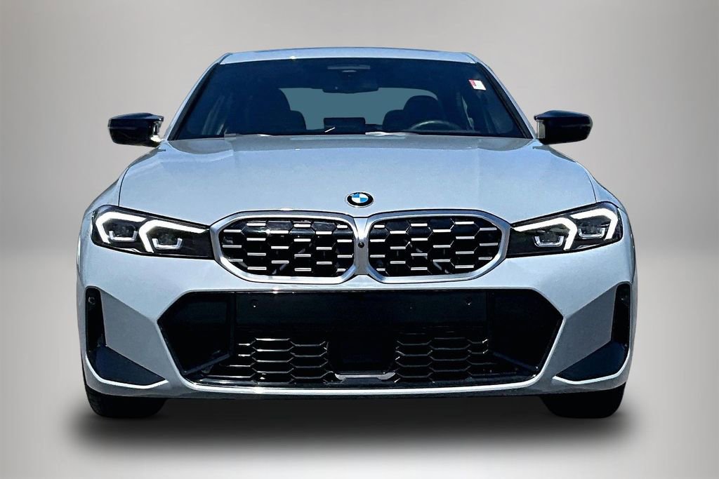 Used 2023 BMW M340i xDrive image 3