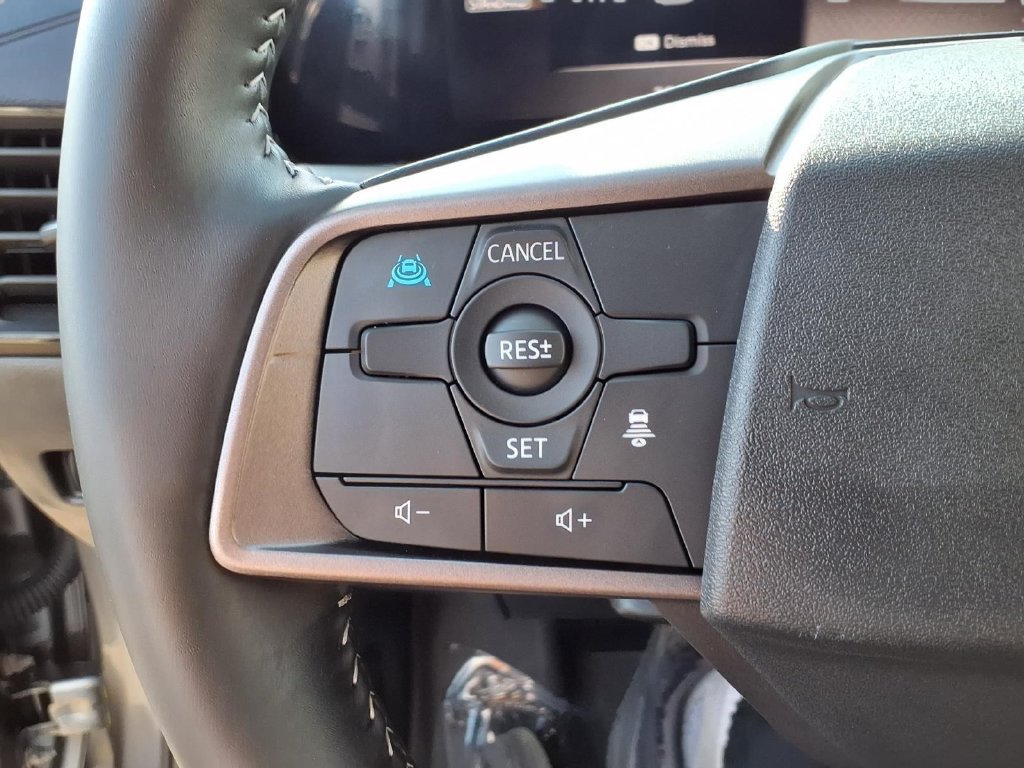 Used 2026 Nissan Sentra SL w/ Floor Mat Package FWD image 13
