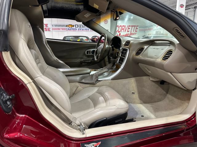Used 2003 Chevrolet Corvette Coupe w/ Preferred Equipment Group RWD image 9