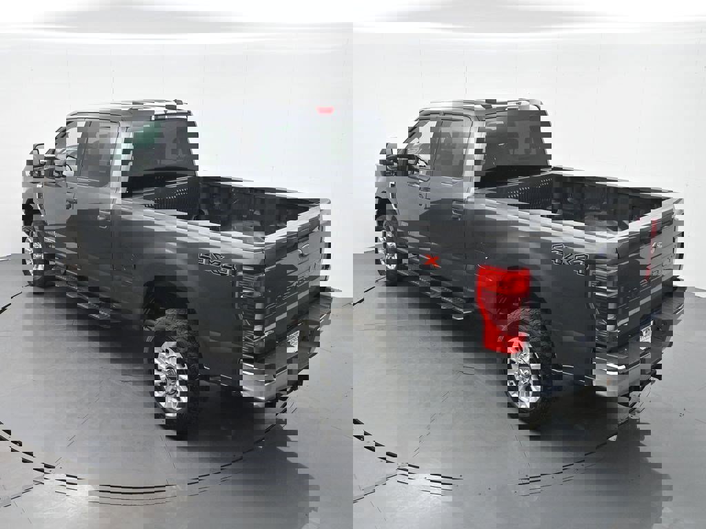 Used 2020 Ford F250 XLT image 24