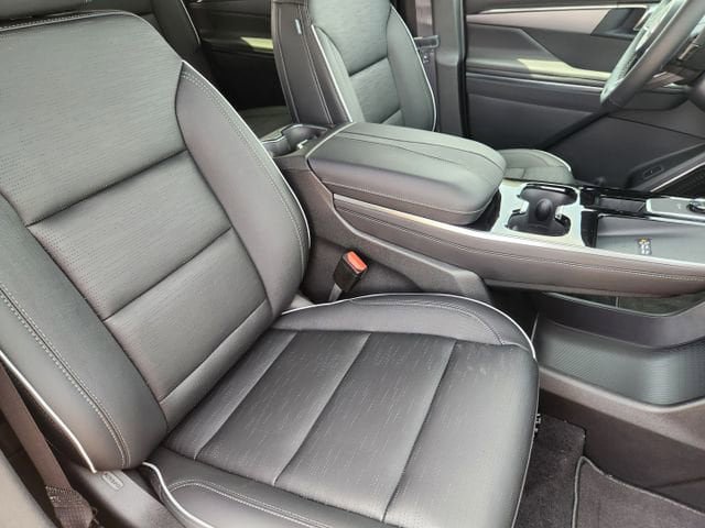 New 2025 Buick Enclave Sport Touring w/ Super Cruise Package FWD image 12