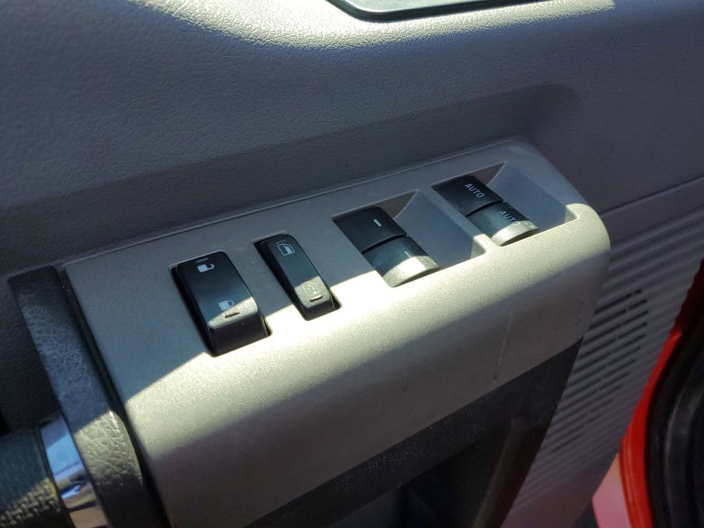 Used 2016 Ford F250 XLT AWD/4WD image 21