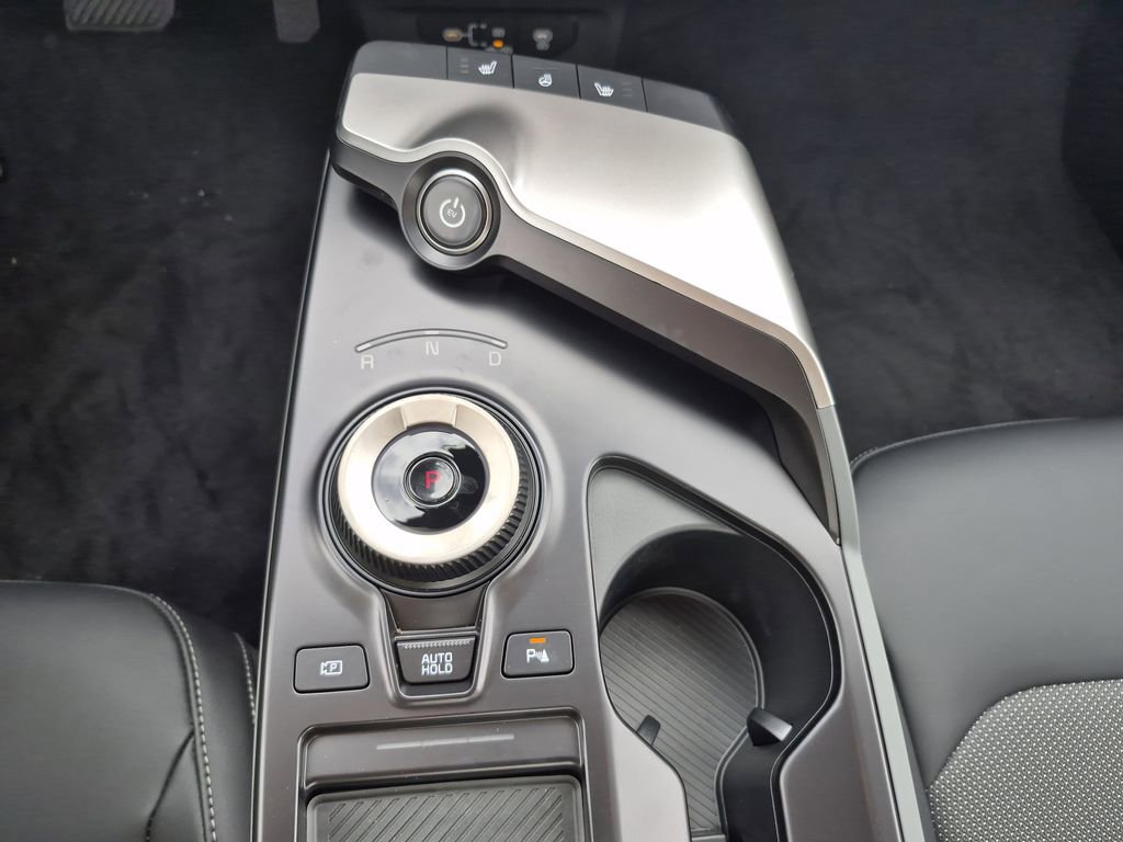 New 2025 Kia EV6 Light w/ Light LR Technology Package image 9