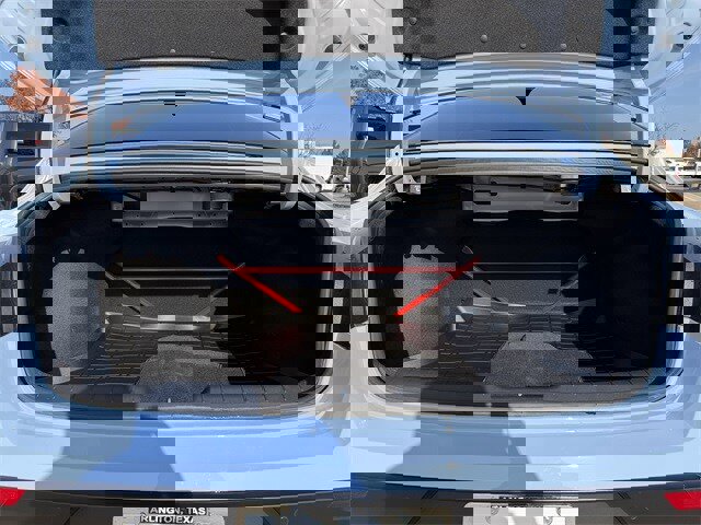 Used 2025 Hyundai Elantra N image 32