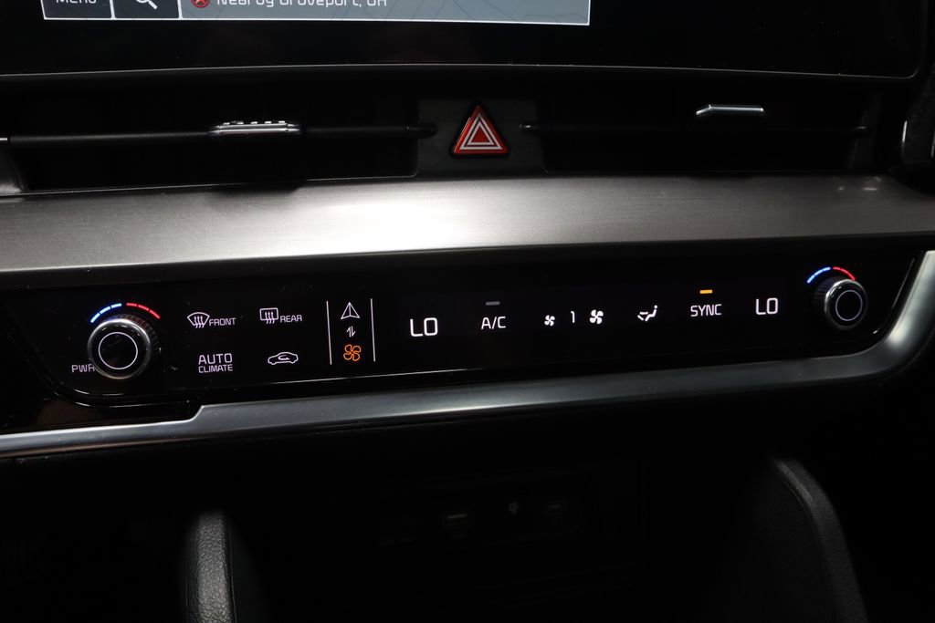 Used 2025 Kia Sportage EX w/ Premium Package image 34