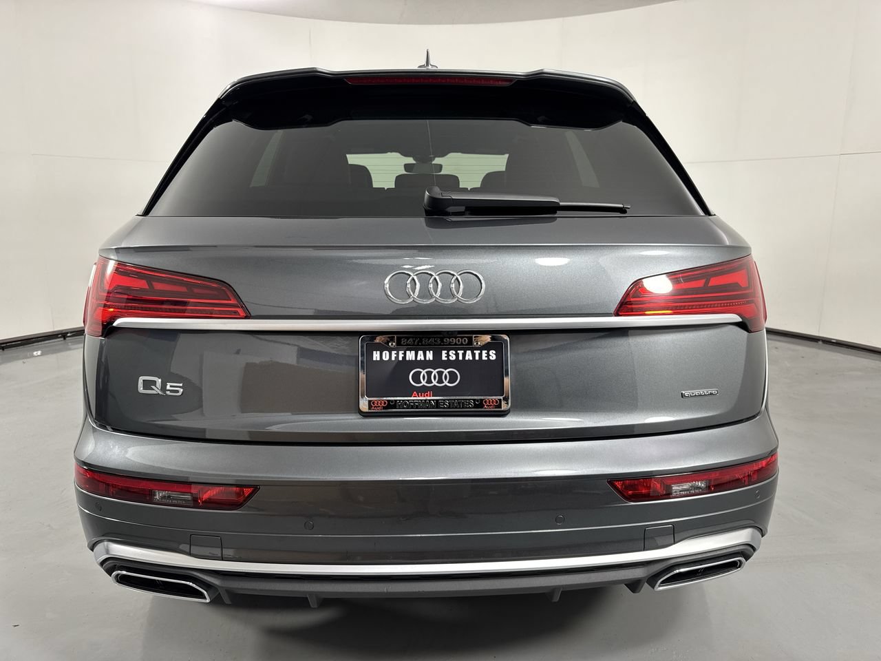 Used 2023 Audi Q5 2.0T Premium w/ Convenience Package AWD/4WD image 6