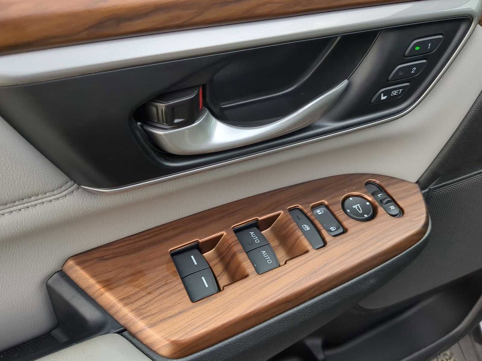 Used 2022 Honda CR-V EX-L image 12