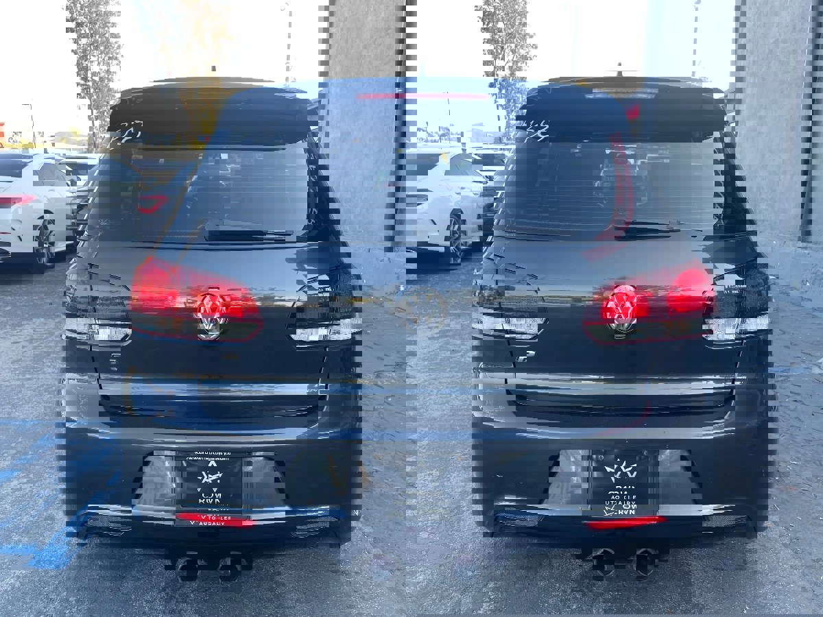 Used 2012 Volkswagen Golf R 4-Door image 8