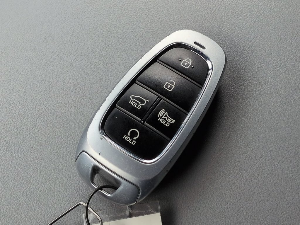 Used 2025 Hyundai Palisade SEL FWD image 30