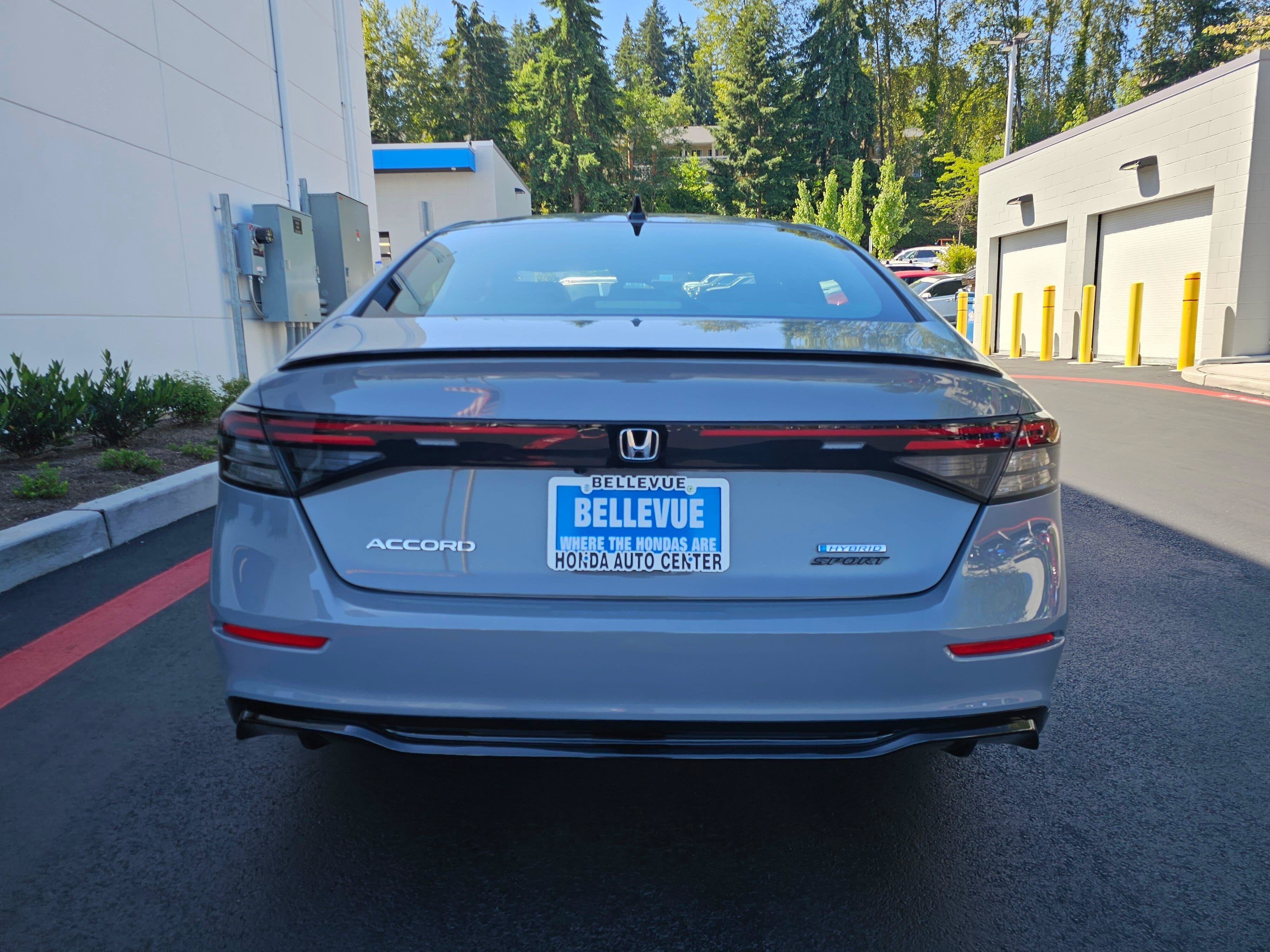 Used 2024 Honda Accord Sport image 6