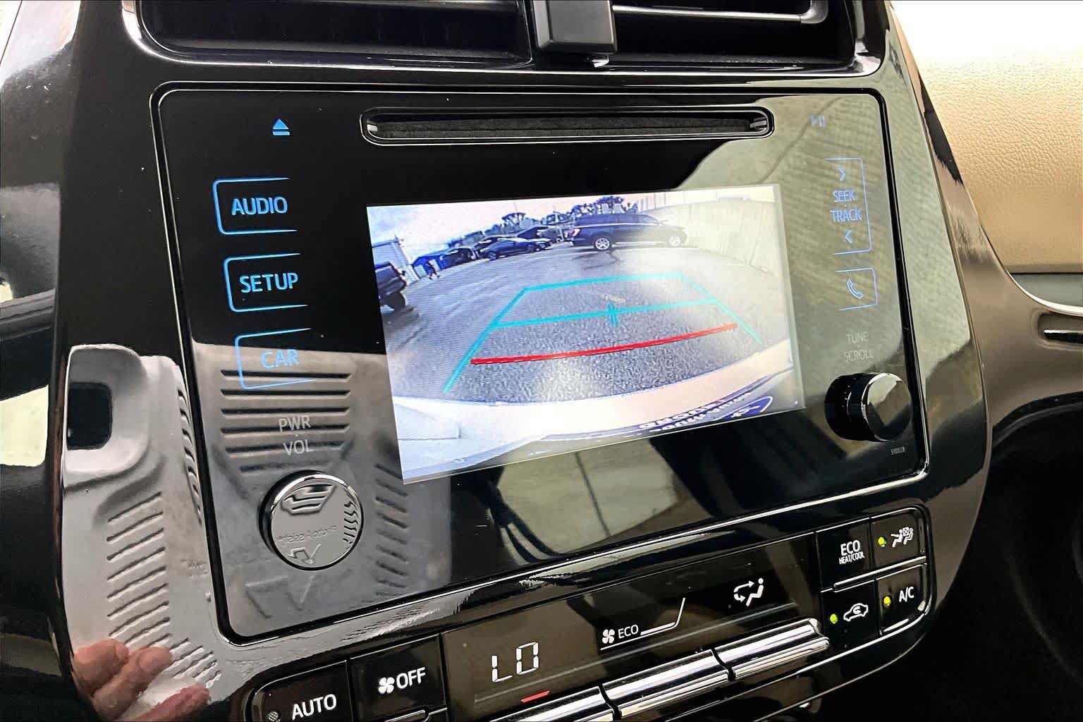 Used 2018 Toyota Prius Two w/ Prius Two Safety Plus Package FWD image 29