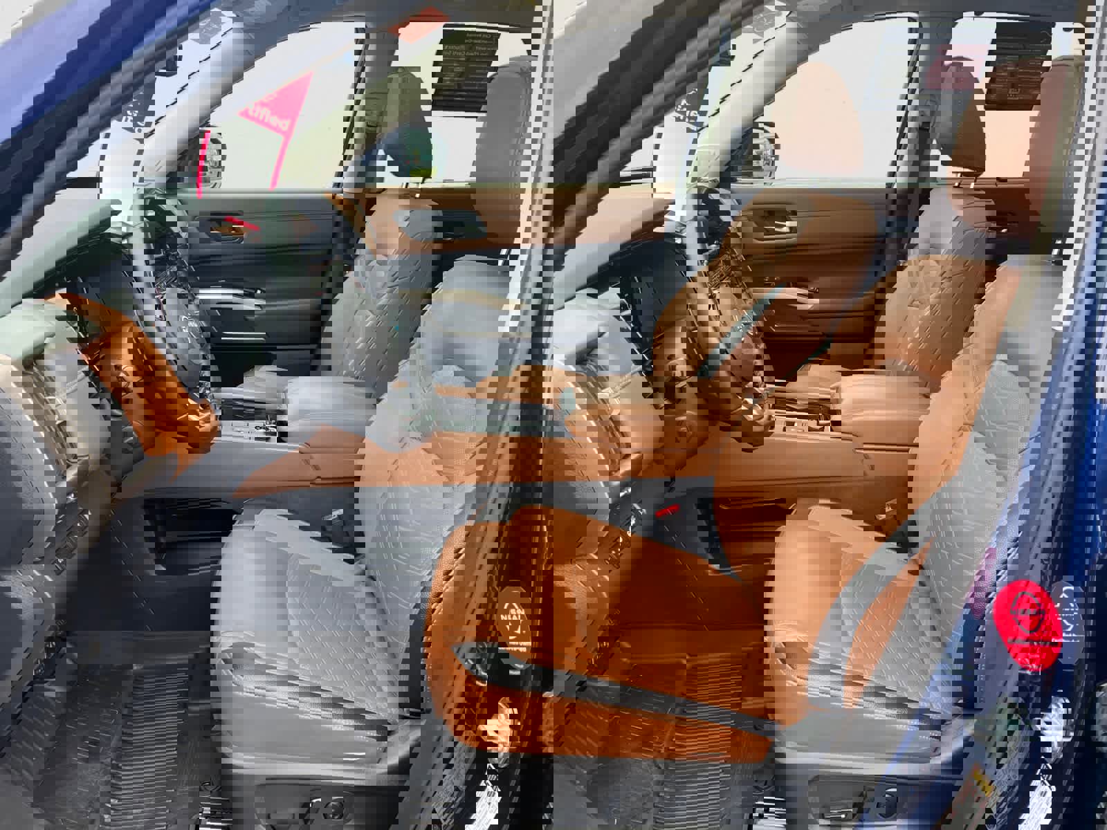 Certified 2023 Nissan Pathfinder Platinum w/ Lighting Package (N93) image 17