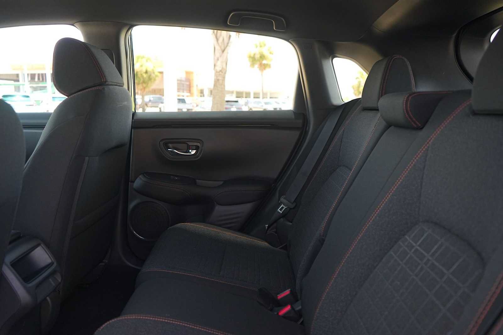 Used 2027 Honda HR-V Sport image 14