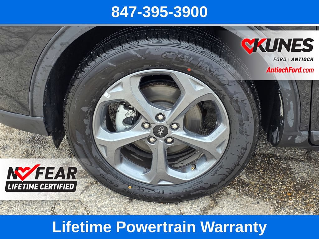 Certified 2025 Ford Escape ST-Line AWD/4WD image 12
