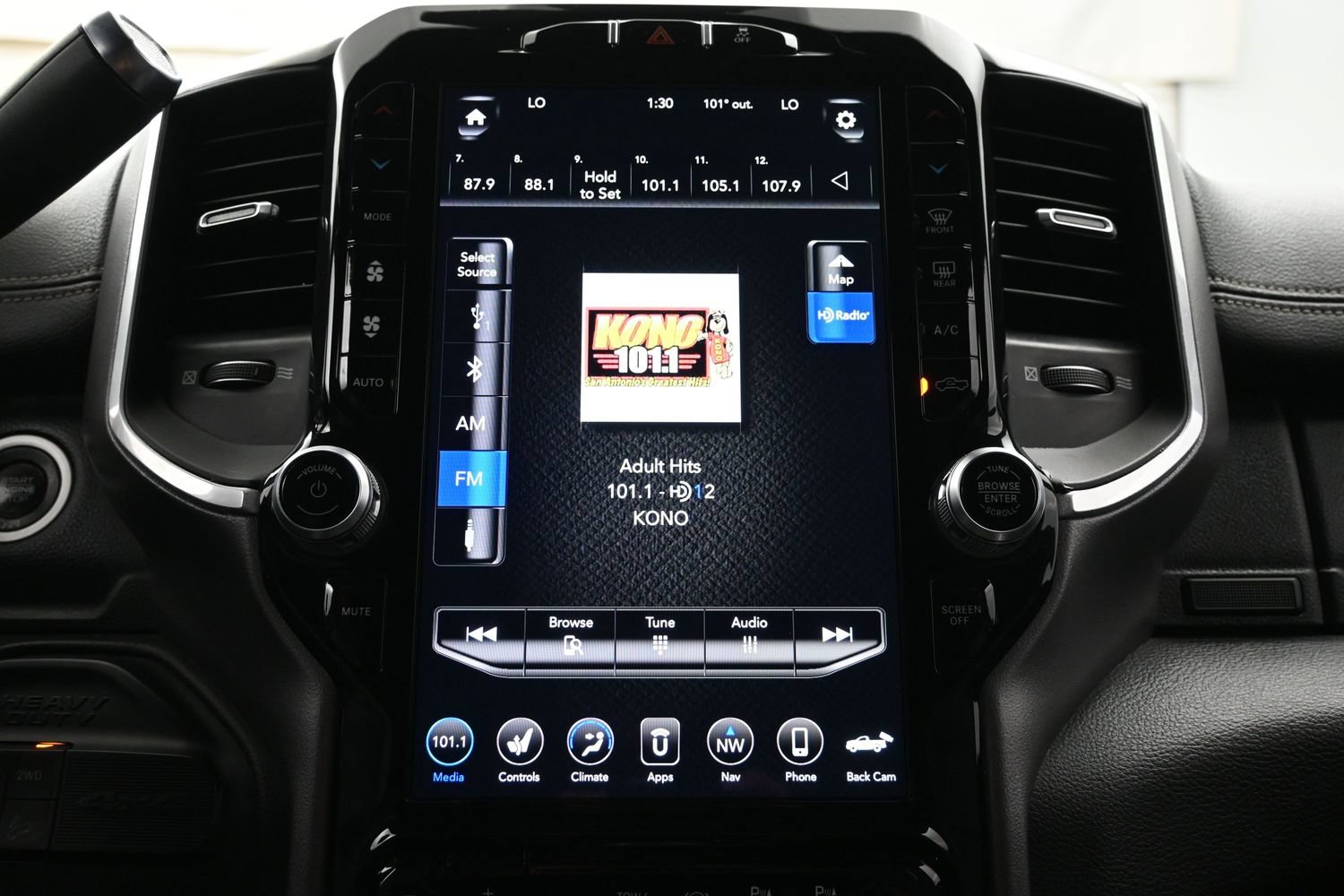 Used 2020 RAM 2500 Laramie AWD/4WD image 35