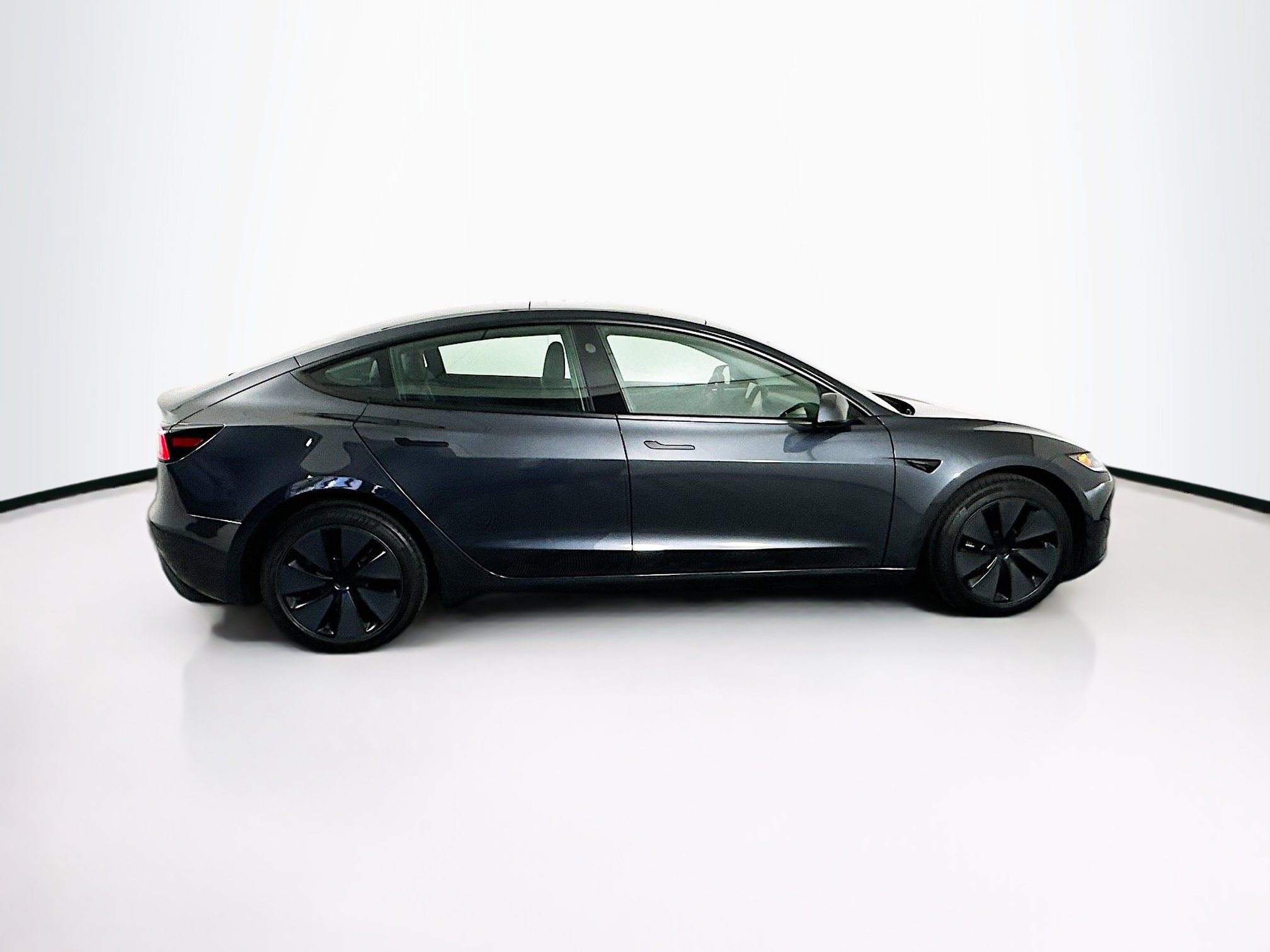 Used 2025 Tesla Model 3 Long Range RWD image 10