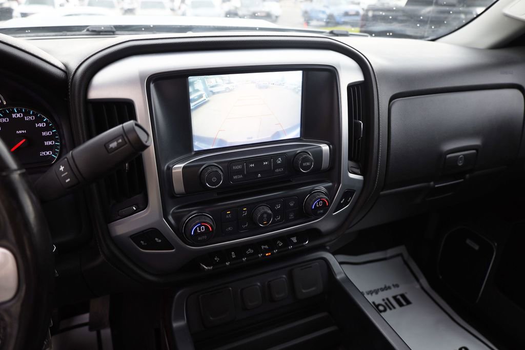 Used 2018 GMC Sierra 2500 SLT w/ Suspension Package, Off-Road AWD/4WD image 15