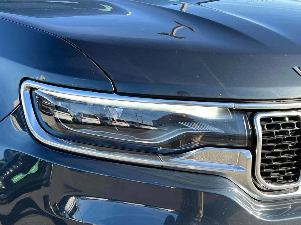 Used 2024 Jeep Wagoneer L Series II w/ Premium Group I image 9