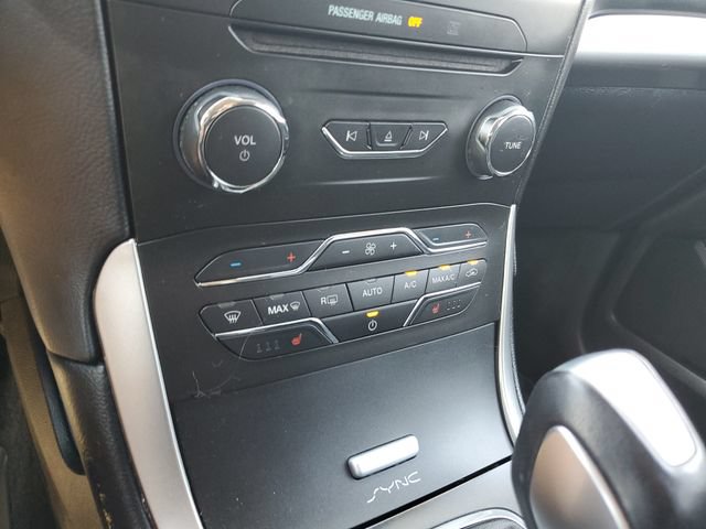 Used 2017 Ford Edge SEL w/ Equipment Group 201A FWD image 29