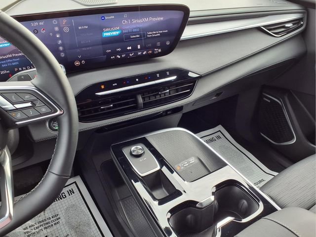 Certified 2025 Buick Enclave Sport Touring image 8