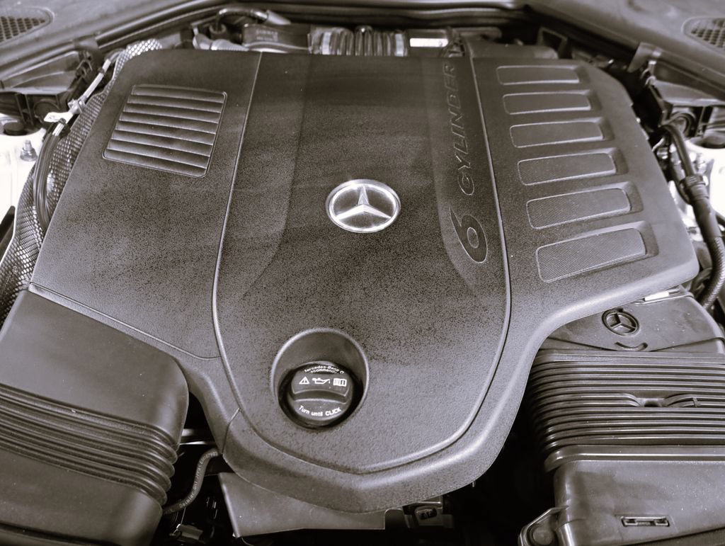 Certified 2025 Mercedes-Benz E 450 4MATIC Sedan image 58