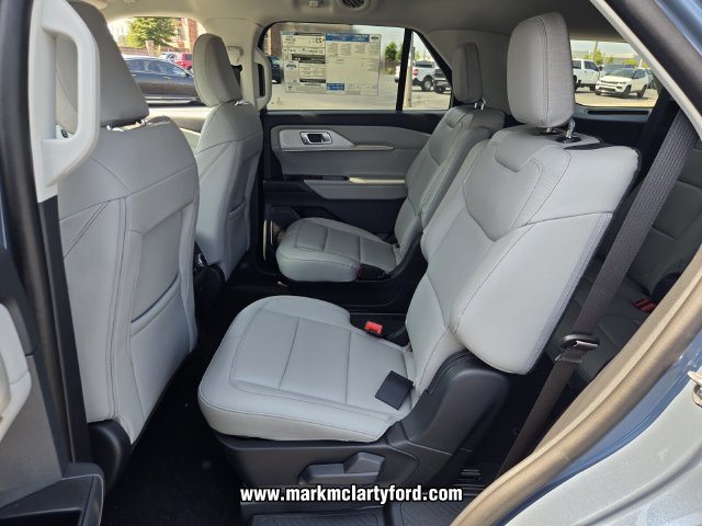 New 2026 Ford Explorer Active w/ Active Comfort Package AWD/4WD image 8