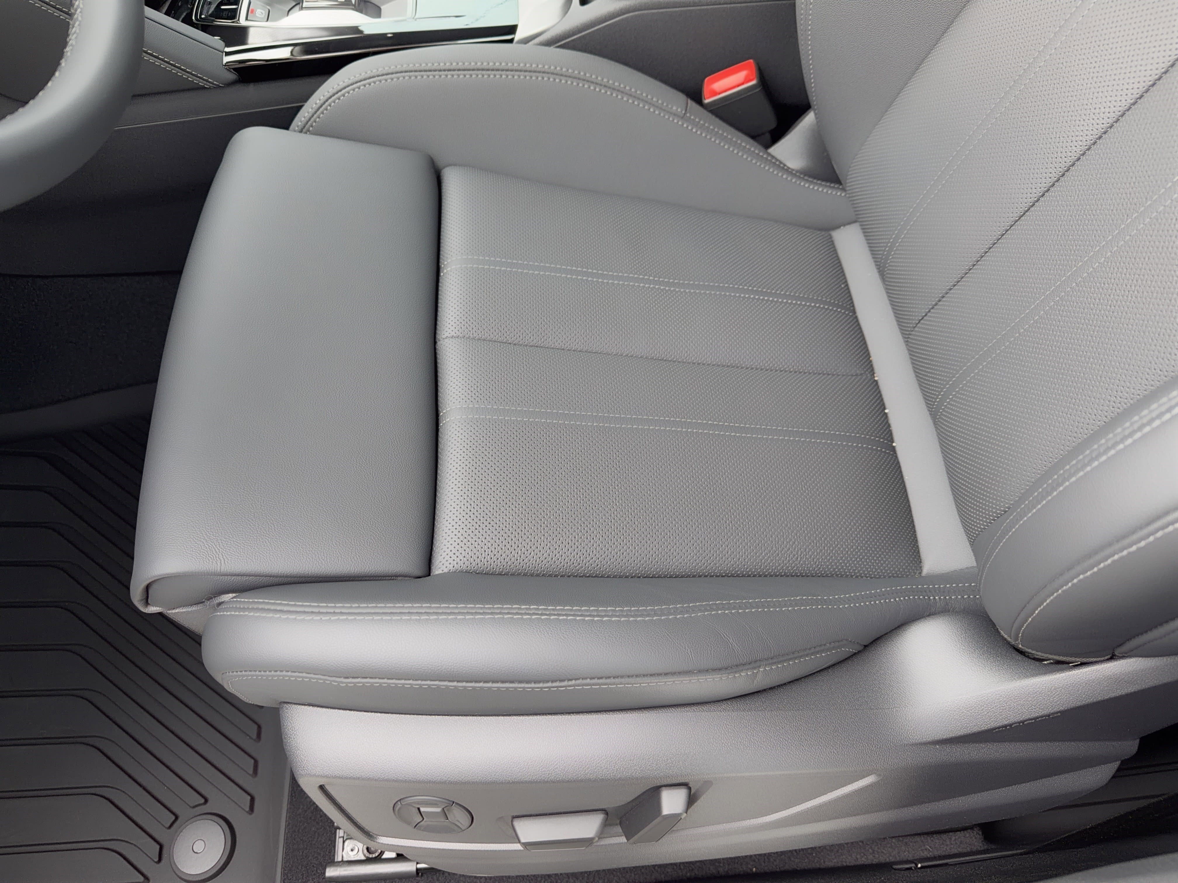 New 2026 Audi Q5 Premium Plus image 15