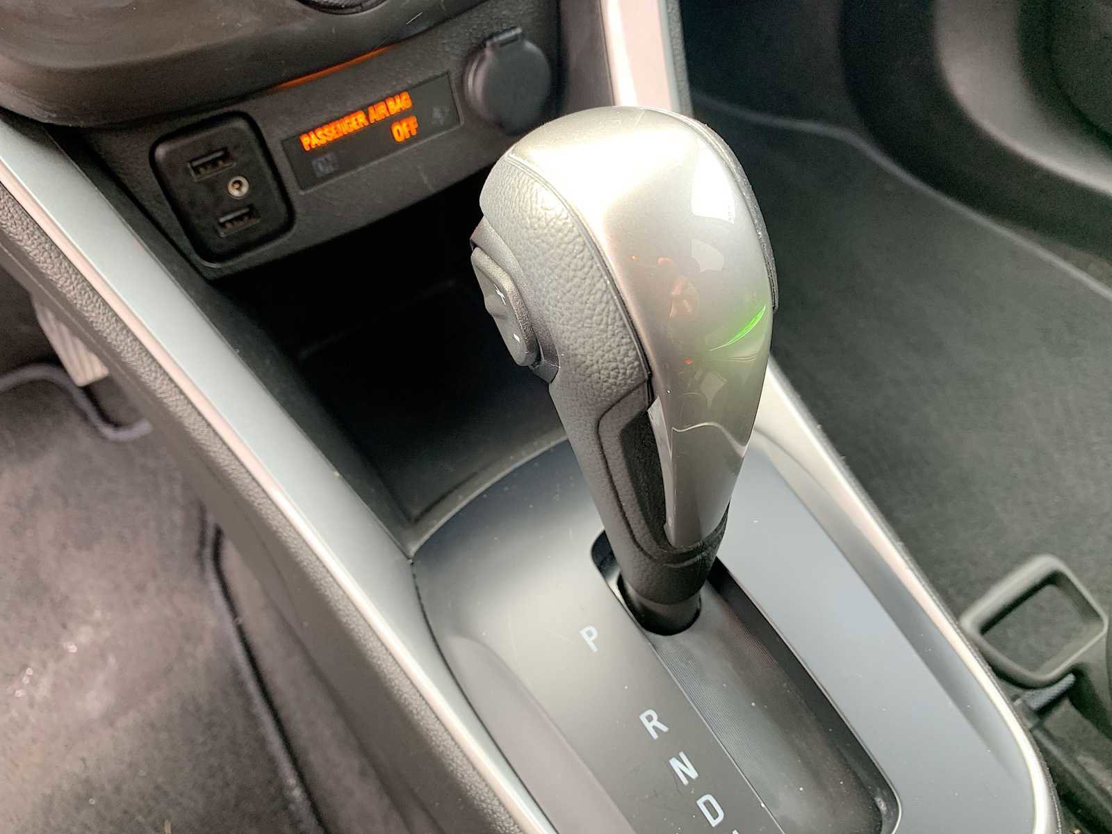 Certified 2022 Chevrolet Trax LT w/ Midnight Edition image 15