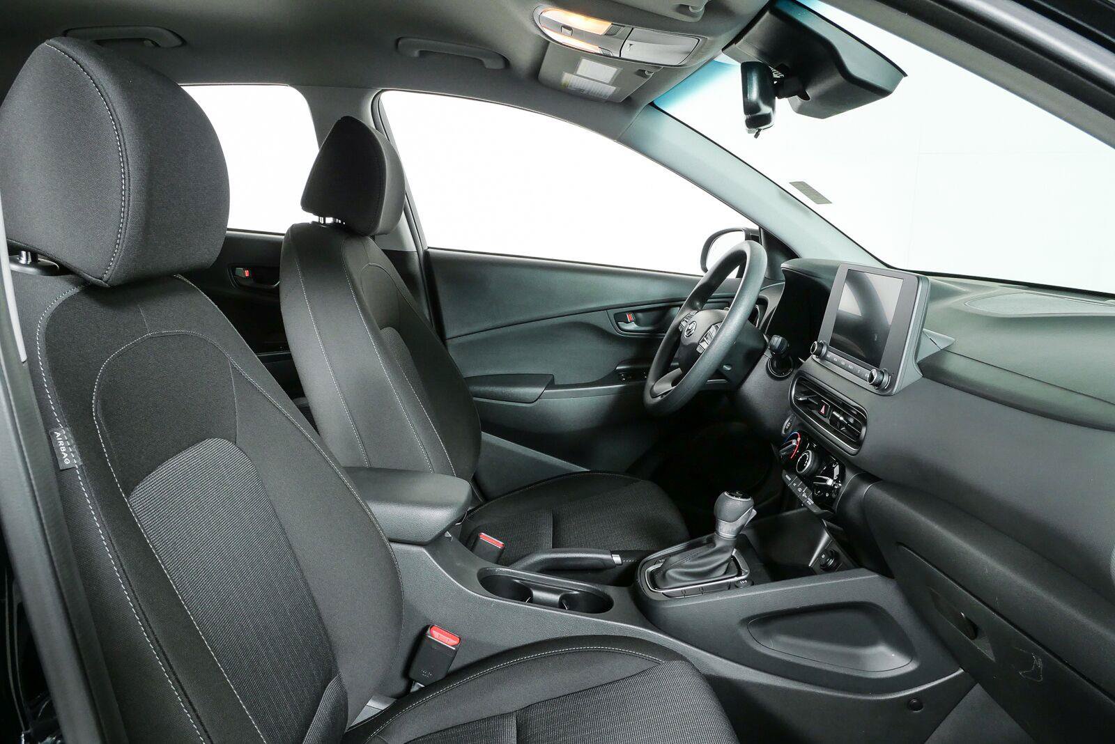 Used 2023 Hyundai Kona SEL AWD/4WD image 21