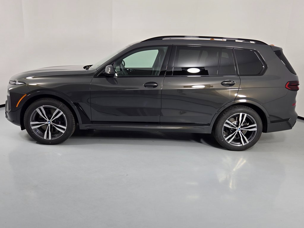 New 2026 BMW X7 xDrive40i w/ Executive Package image 4
