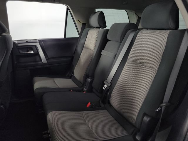 Used 2022 Toyota 4Runner SR5 AWD/4WD image 17