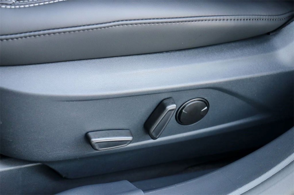 New 2025 Ford Mustang Mach-E Select w/ Comfort Package Lite image 18