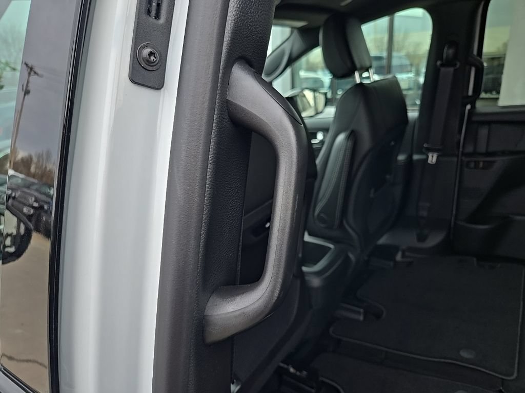 New 2026 Chrysler Pacifica Select w/ S Appearance Package FWD image 93