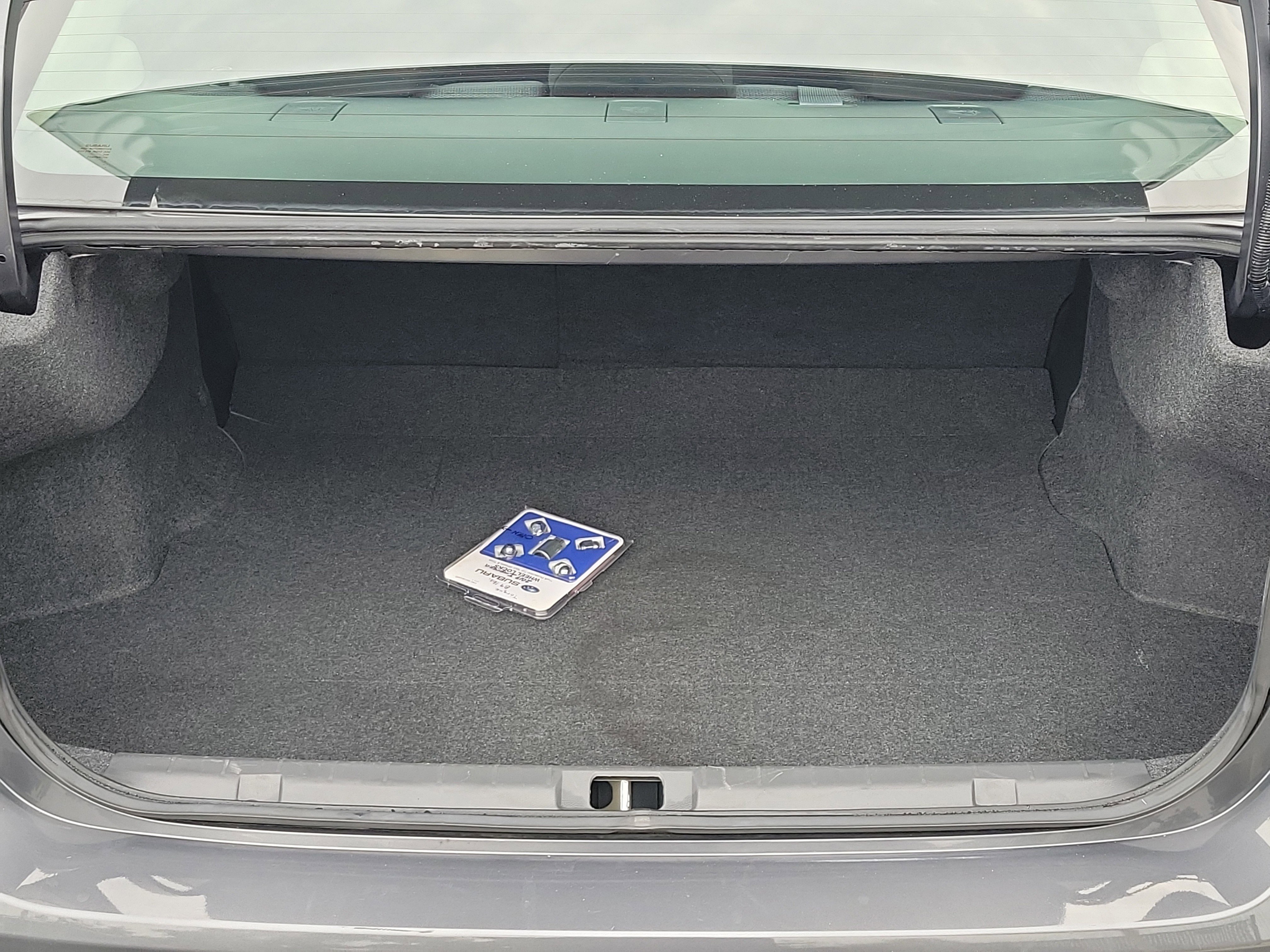 Used 2019 Subaru Impreza 2.0i Premium image 11