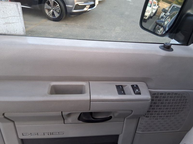 Used 2013 Ford E-150 and Econoline 150 w/ PWR Group RWD image 12
