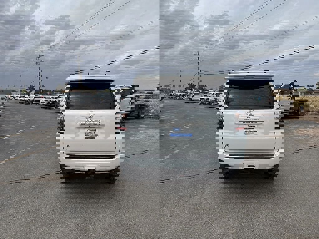 Used 2022 Toyota 4Runner SR5 image 4