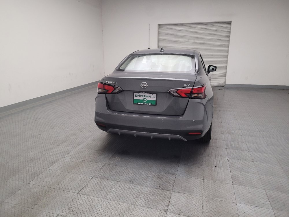 Used 2024 Nissan Versa SV FWD image 7