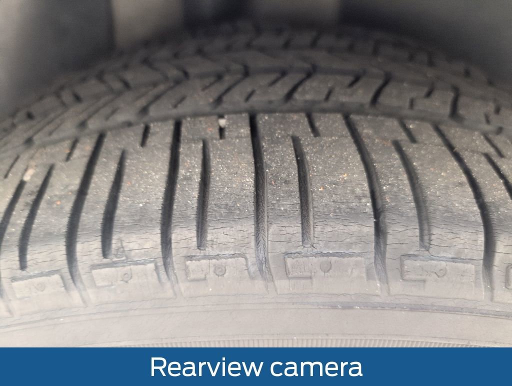 Used 2013 Ford Taurus Limited image 20