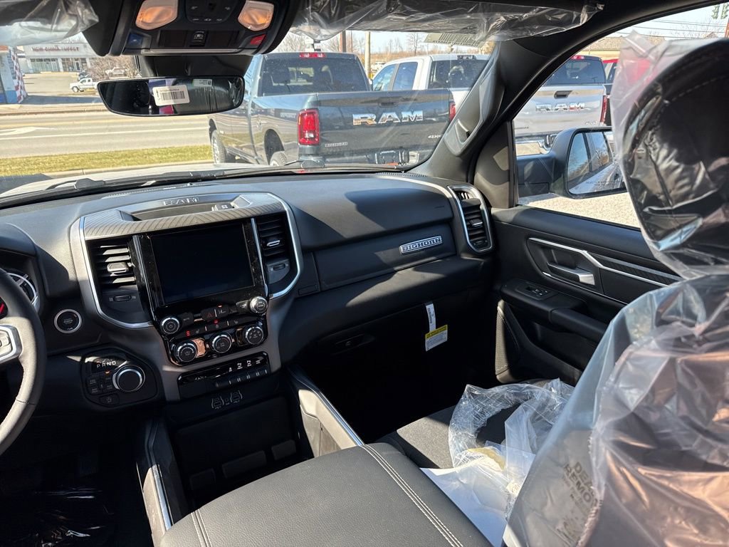 New 2026 RAM 1500 4x4 Crew Cab image 12