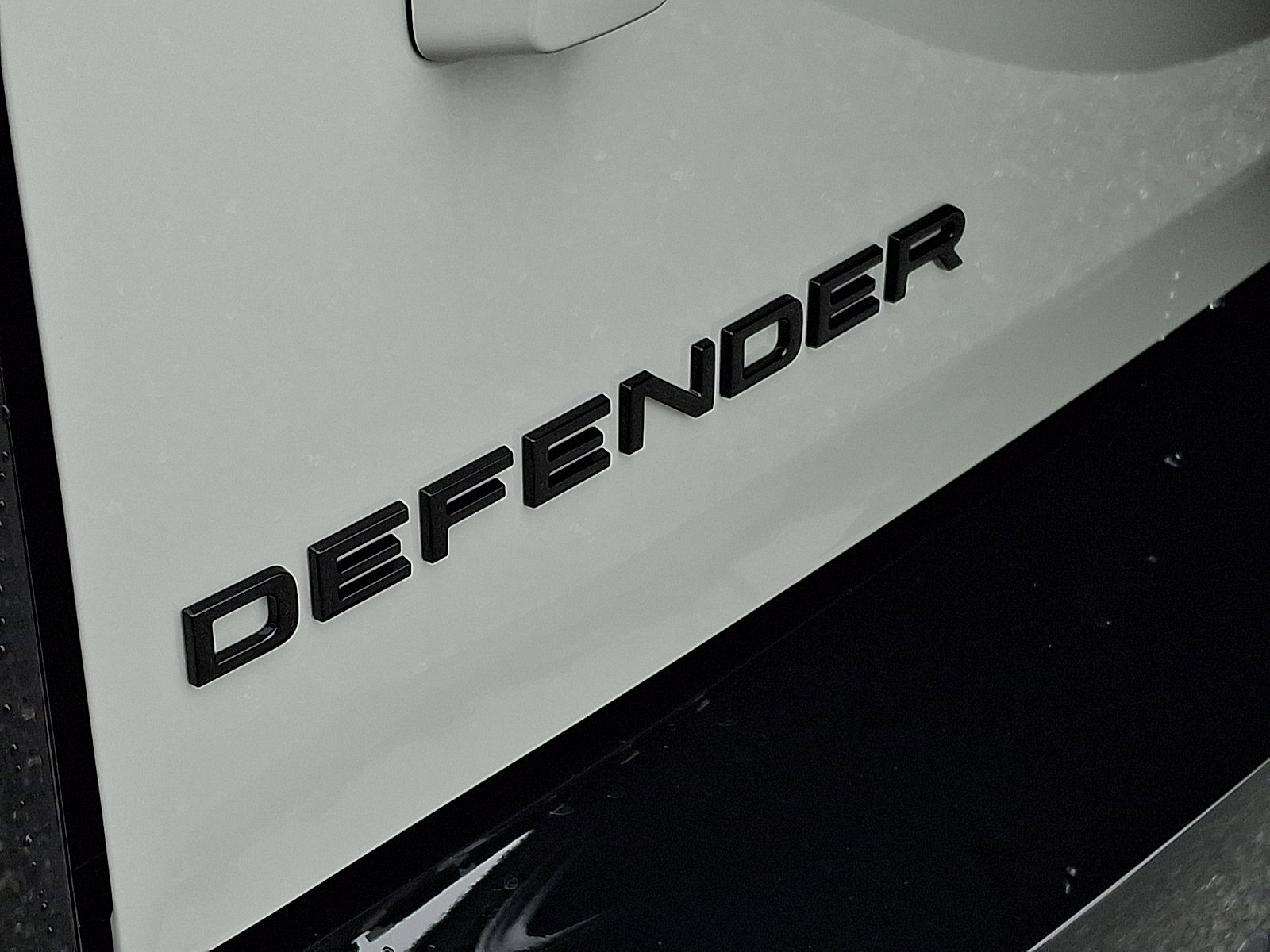 New 2026 Land Rover Defender 110 X-Dynamic SE AWD/4WD image 23