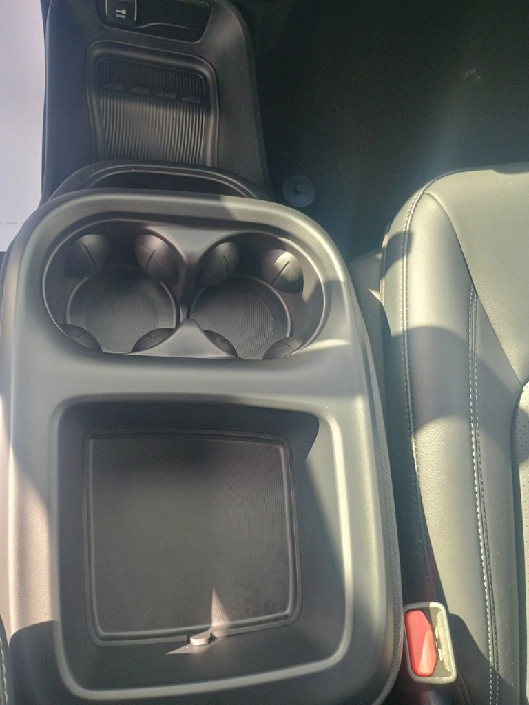 New 2025 Chrysler Pacifica Select image 36