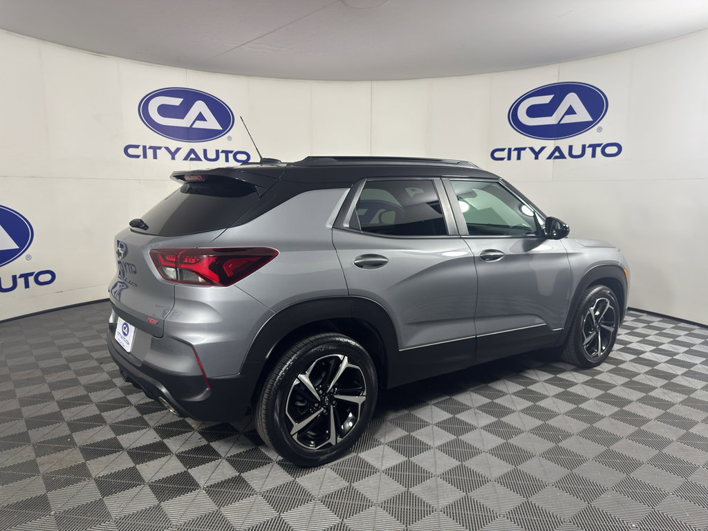 Used 2023 Chevrolet TrailBlazer RS w/ Convenience Package image 3