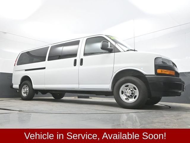 Used 2024 Chevrolet Express 3500 LS RWD image 31