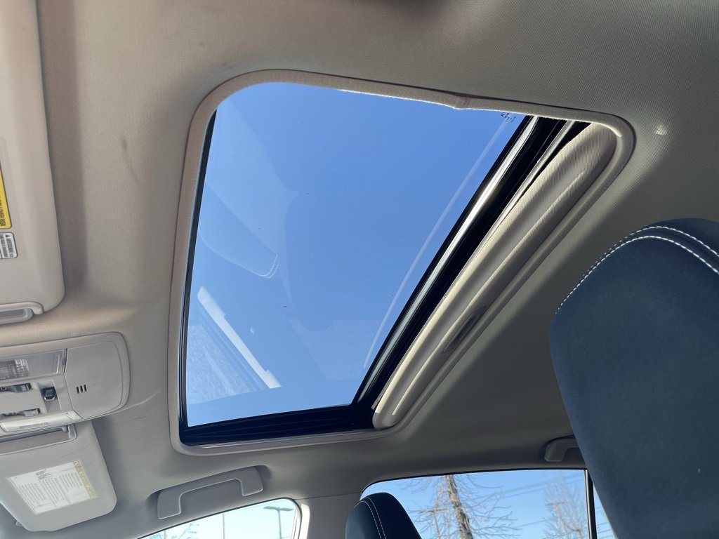 Used 2016 Toyota RAV4 XLE image 9