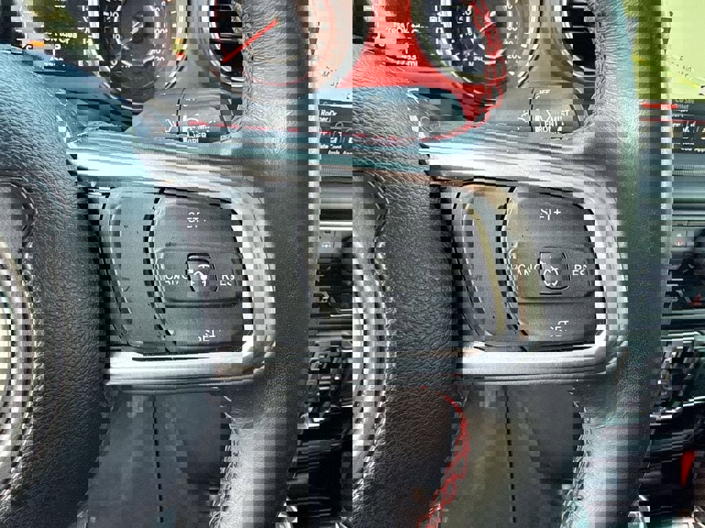 Used 2022 Jeep Gladiator Rubicon w/ Cold Weather Group AWD/4WD image 9